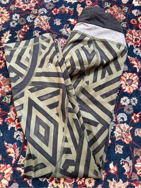 lululemon athletica Olive Green & Black Geo Print Capri Leggings